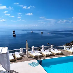 La Piazza Luxury & 4*, Panarea Italie